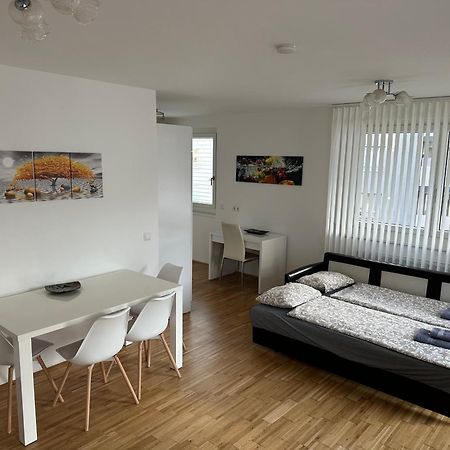 Hauptbahnhof Ferienwohnung Am Park Viena Exterior foto