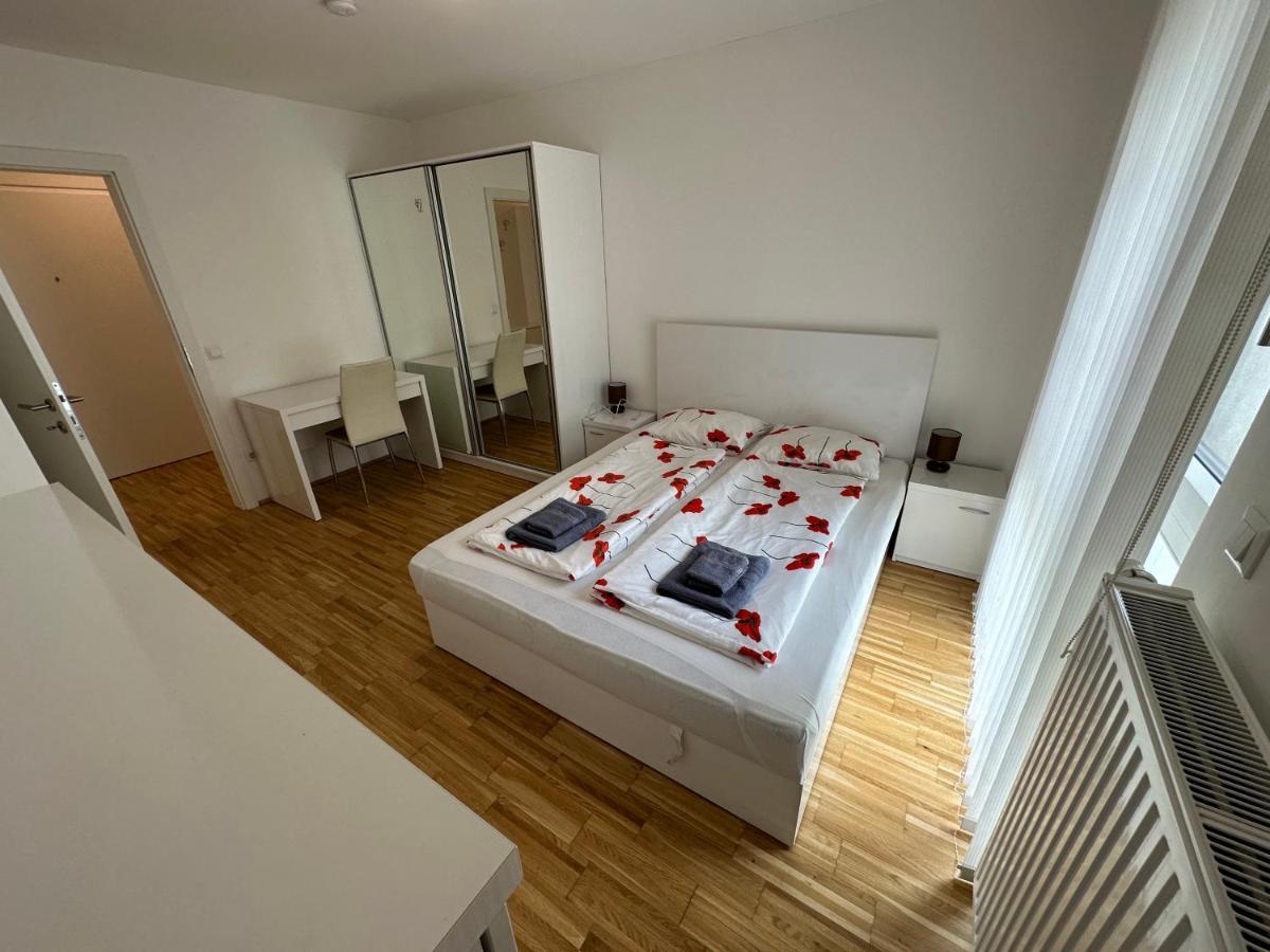 Hauptbahnhof Ferienwohnung Am Park Viena Exterior foto